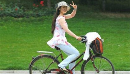 网红鼻祖“芙蓉姐姐”：曾被全网黑，交往小鲜肉生子后过得如何？