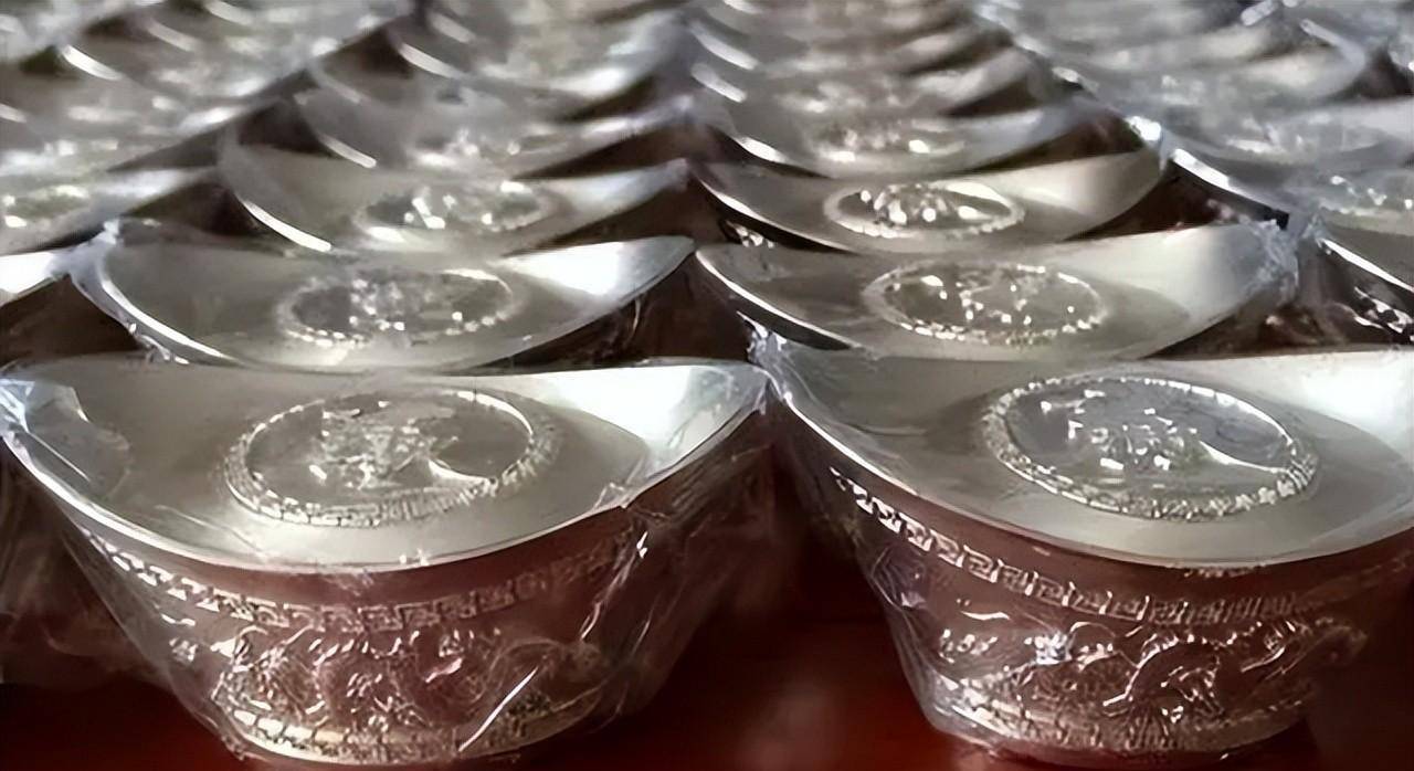 原创古代的一两白银，换算成人民币大概是多少钱？碎银又是何物？