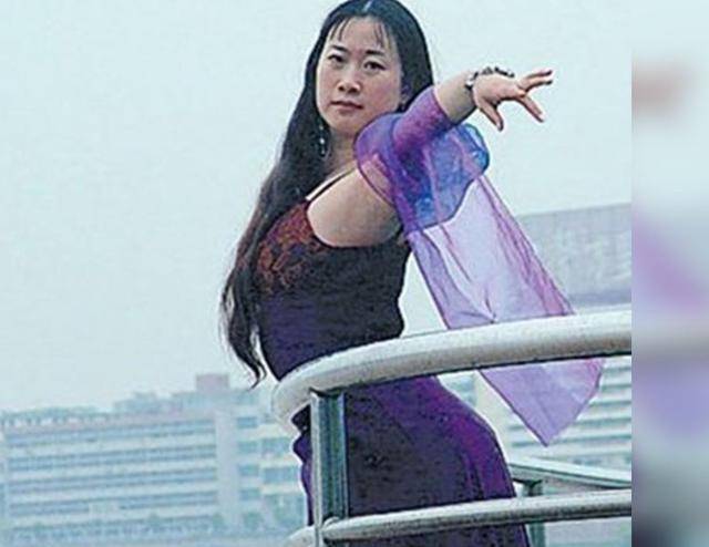 16年前的芙蓉姐姐，曾遭全网嘲笑谩骂，如今43岁身家上亿