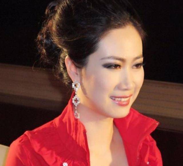 16年前的芙蓉姐姐，曾遭全网嘲笑谩骂，如今43岁身家上亿