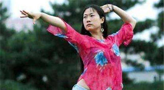 网红鼻祖“芙蓉姐姐”：曾被全网黑，交往小鲜肉生子后过得如何？