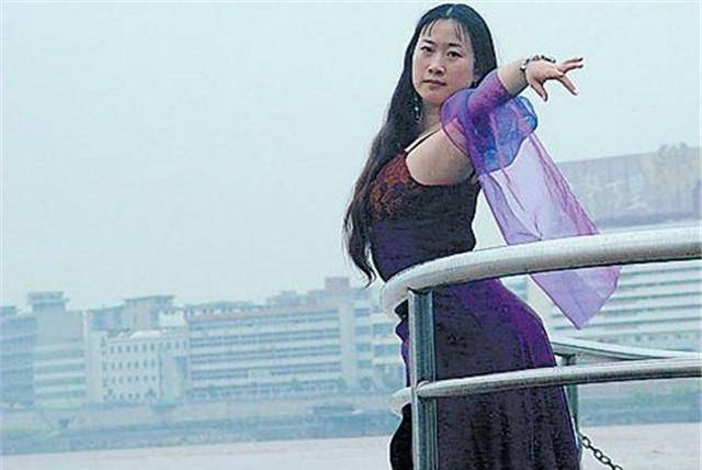 网红鼻祖“芙蓉姐姐”：曾被全网黑，交往小鲜肉生子后过得如何？