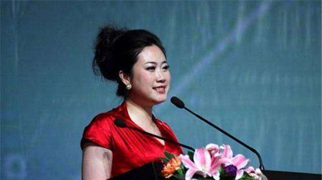 网红鼻祖“芙蓉姐姐”：曾被全网黑，交往小鲜肉生子后过得如何？